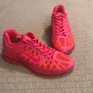 Women’s Nike Airmax